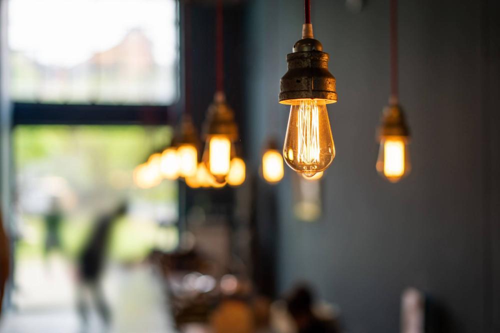 Lustre et suspension près de Lille